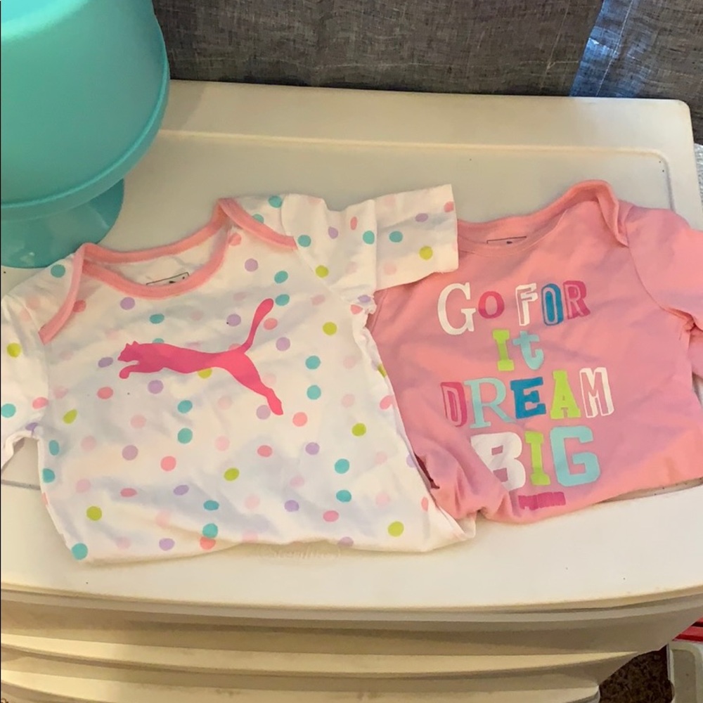 Never used but no tag onesies